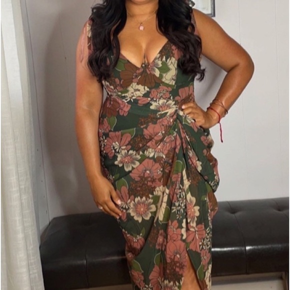 SOLD!! - Picture 4 of 7